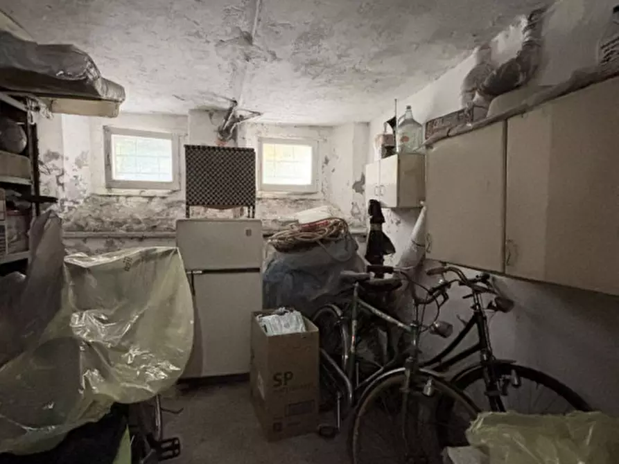 Immagine 25 di Appartamento in vendita  in Via Piave,10 a Parma