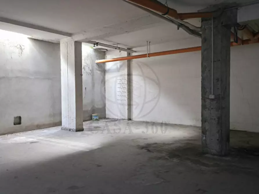 Immagine 2 di Magazzino in vendita  in Via Giuseppe Di Vittorio, 11 a Terni