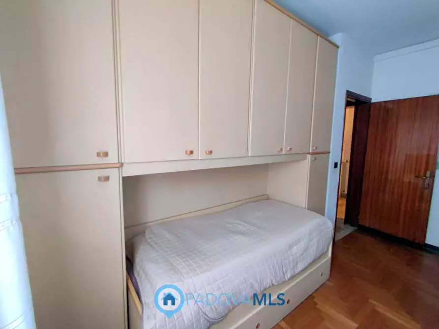 Immagine 9 di Appartamento in vendita  in Via Giovanni Pascoli a Padova