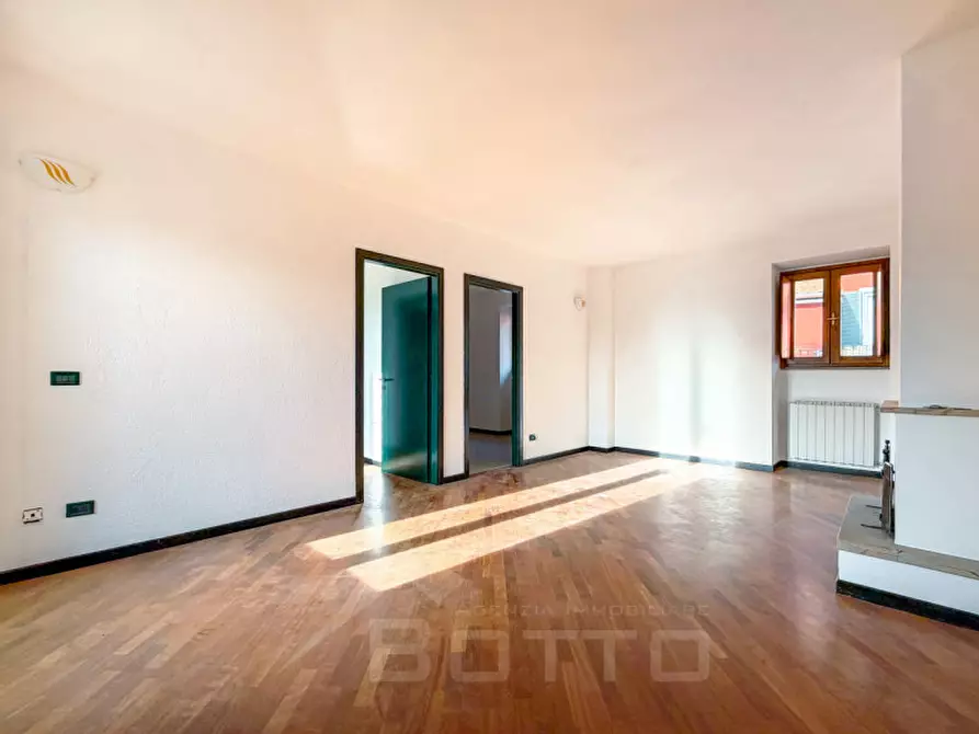 Immagine 5 di Appartamento in vendita  in Via scardini 5 a Cesara