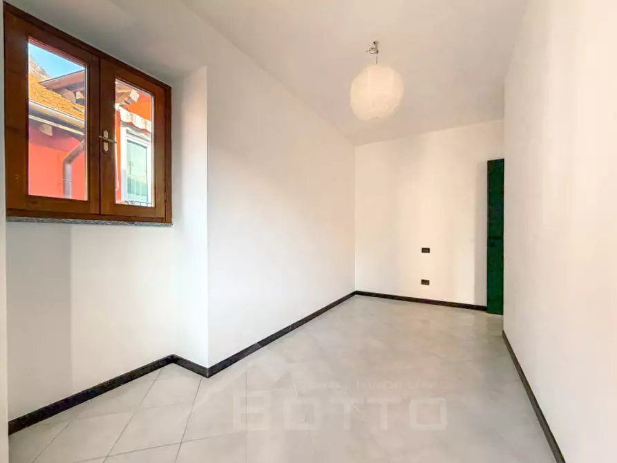 Immagine 17 di Appartamento in vendita  in Via scardini 5 a Cesara