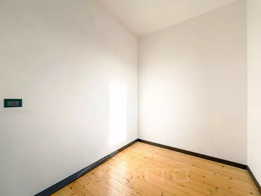 Immagine 20 di Appartamento in vendita  in Via scardini 5 a Cesara