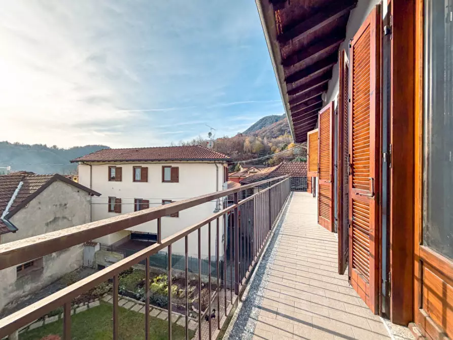 Immagine 23 di Appartamento in vendita  in Via scardini 5 a Cesara