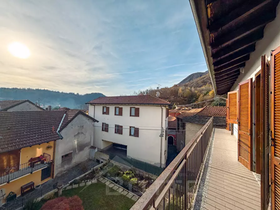 Immagine 24 di Appartamento in vendita  in Via scardini 5 a Cesara