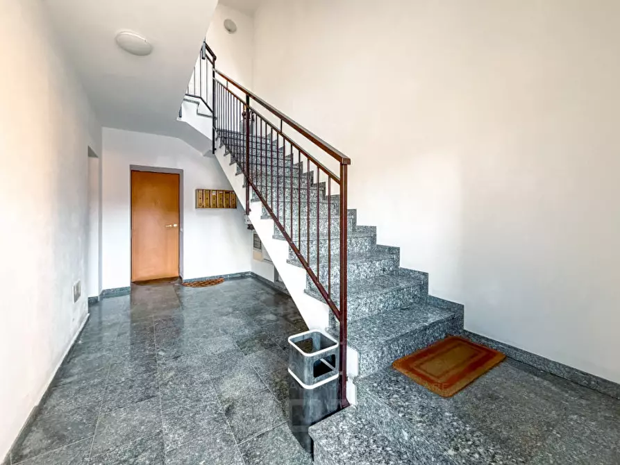 Immagine 29 di Appartamento in vendita  in Via scardini 5 a Cesara