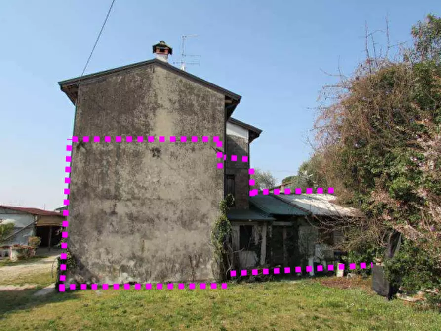 Immagine 3 di Appartamento in vendita  in Via Camerin, 15 a Colle Umberto