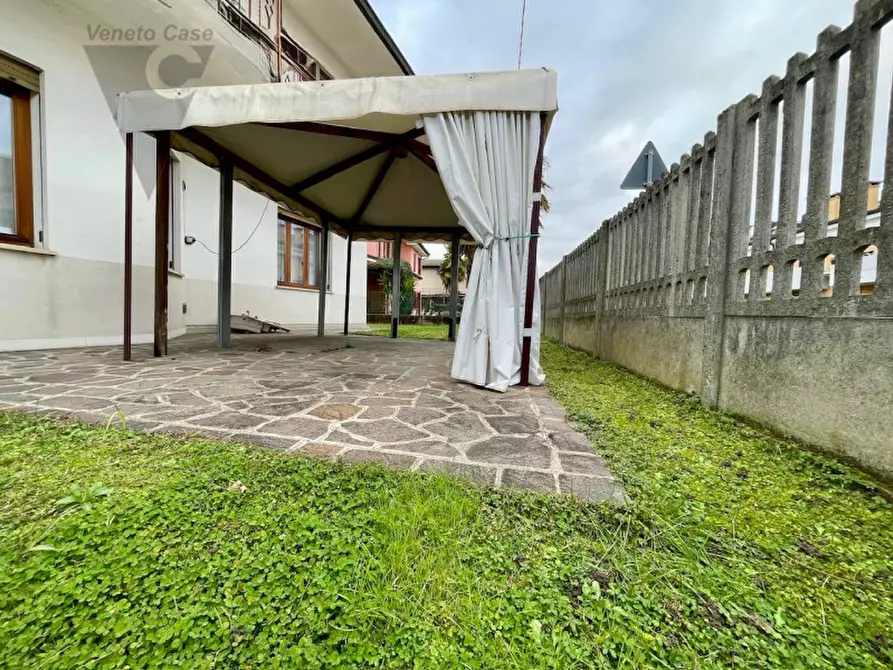 Immagine 21 di Casa bifamiliare in vendita  a Ponte San Nicolò