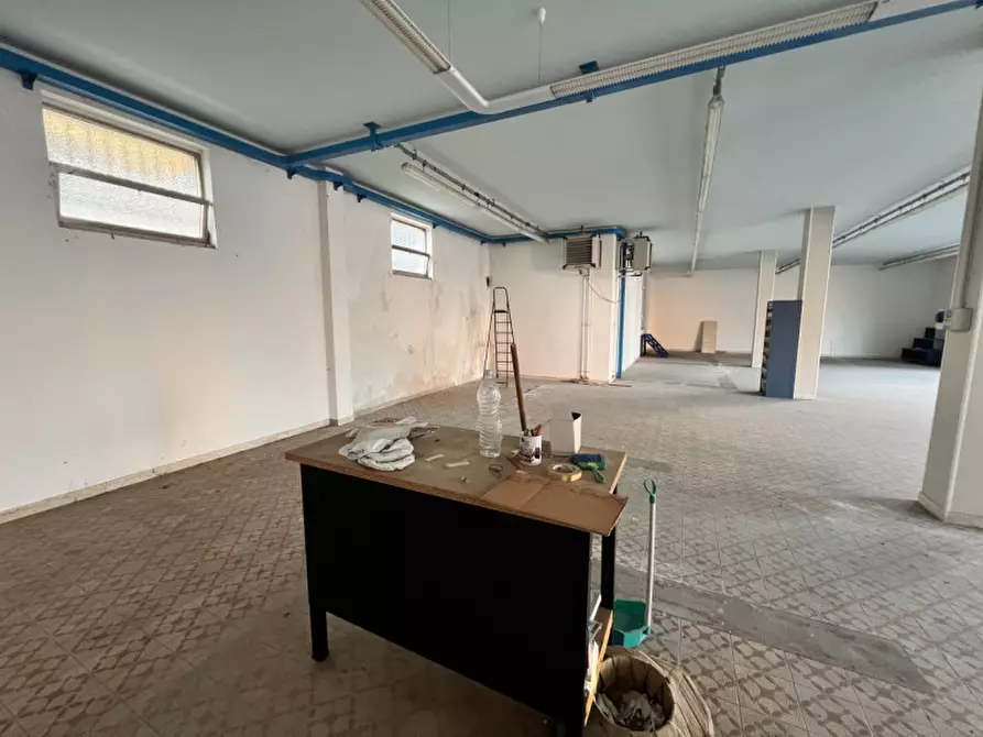 Immagine 7 di Negozio in vendita  in via placido zurla,13 a Legnago