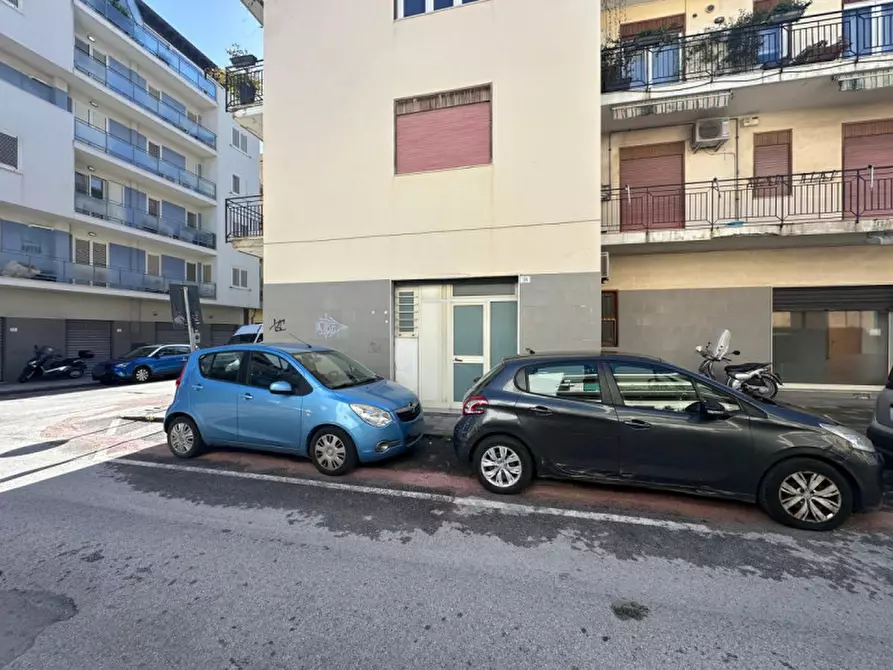Immagine 11 di Ufficio in vendita  in Via Venti Settembre a Milazzo