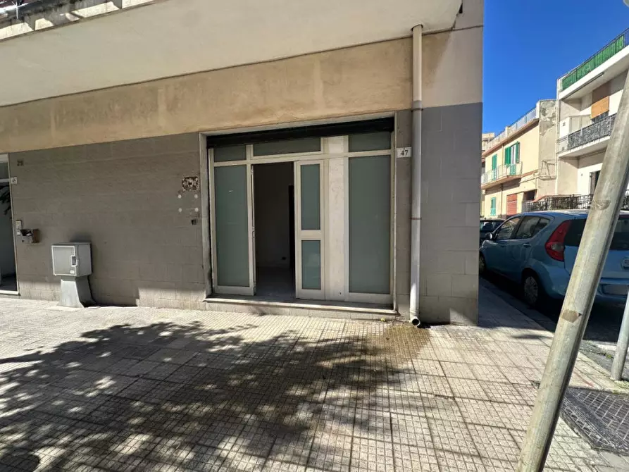 Immagine 13 di Ufficio in vendita  in Via Venti Settembre a Milazzo