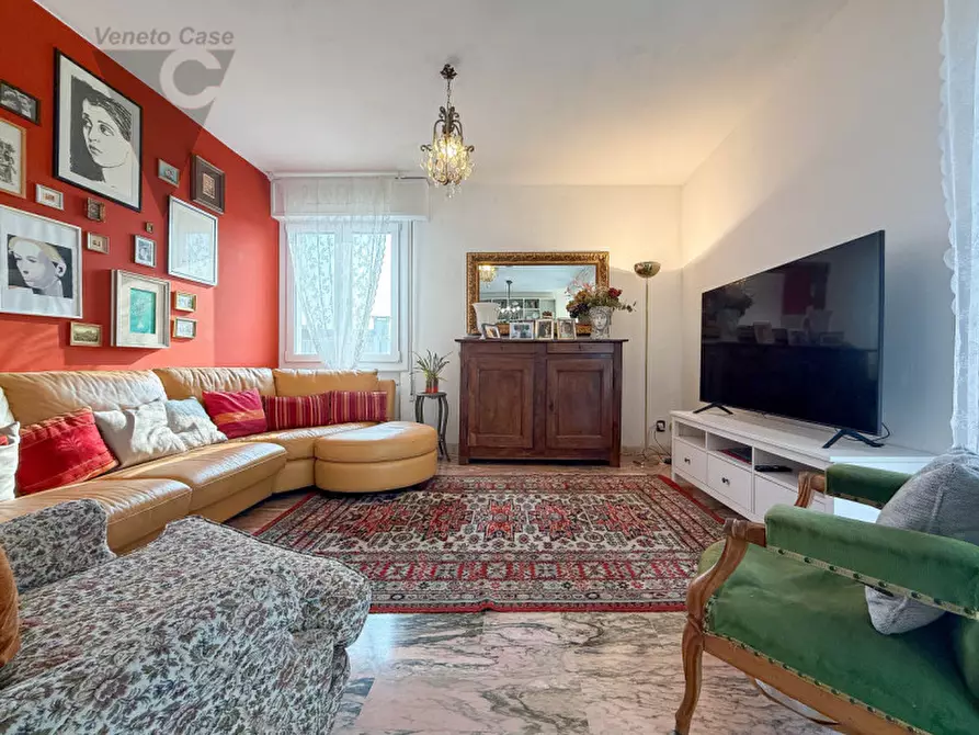 Immagine 2 di Appartamento in vendita  a Padova