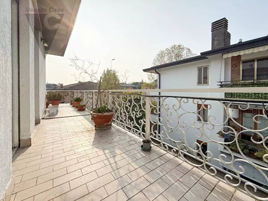 Immagine 9 di Appartamento in vendita  a Padova