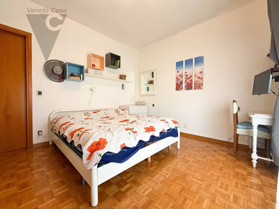 Immagine 17 di Appartamento in vendita  a Padova