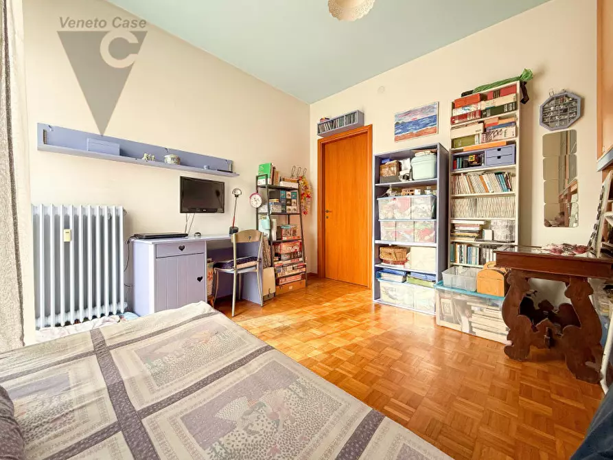 Immagine 21 di Appartamento in vendita  a Padova