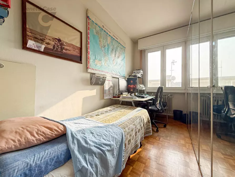 Immagine 22 di Appartamento in vendita  a Padova