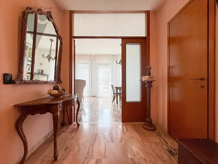 Immagine 30 di Appartamento in vendita  a Padova