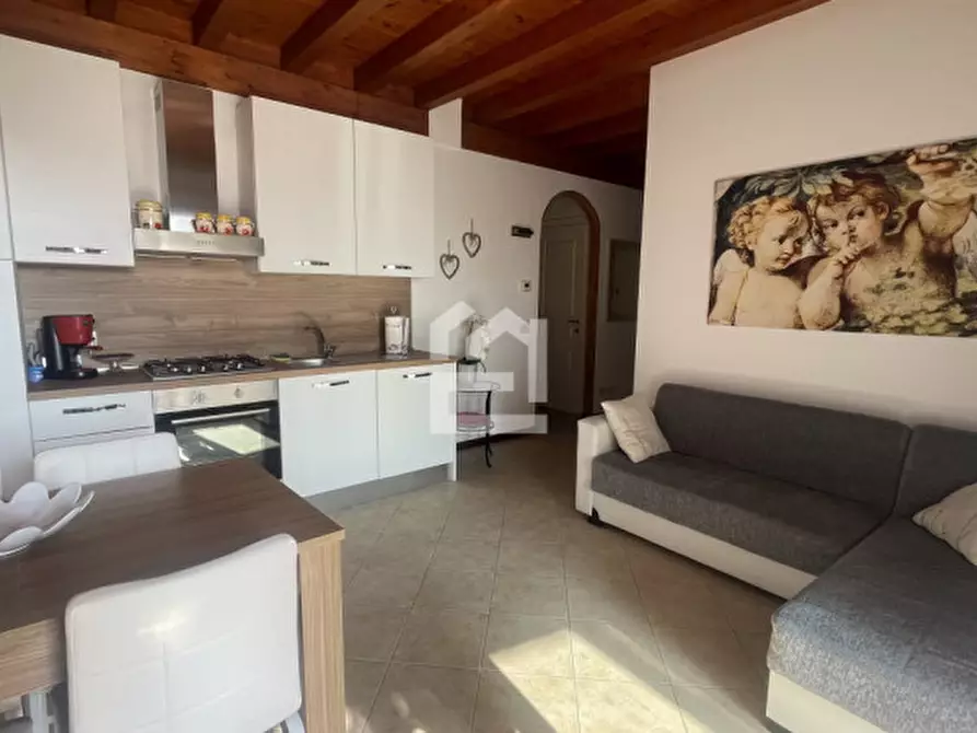 Immagine 9 di Appartamento in vendita  in Via Atleti Azzurri d'Italia a Manerba Del Garda