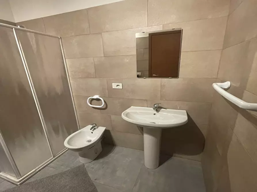 Immagine 8 di Camera in affitto  in Viale Quirico Filopanti a Bologna