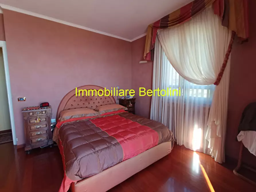 Immagine 24 di Villa in vendita  in ZONA OVEST a San Remo