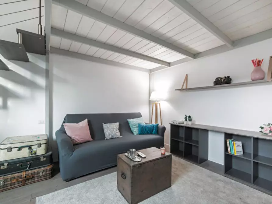 Immagine 4 di Appartamento in vendita  in Via degli Imbriani 1 a Milano