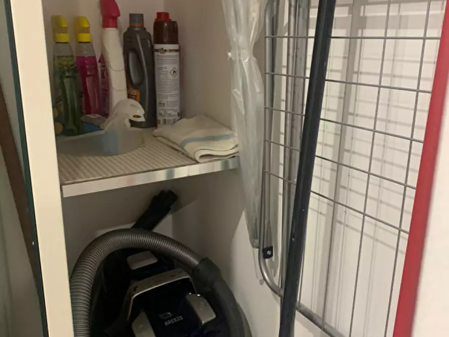 Immagine 17 di Appartamento in vendita  in Via degli Imbriani 1 a Milano