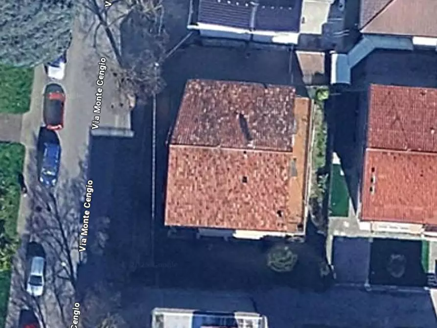 Immagine 3 di Palazzo in vendita  in via Monte Cengio a Padova