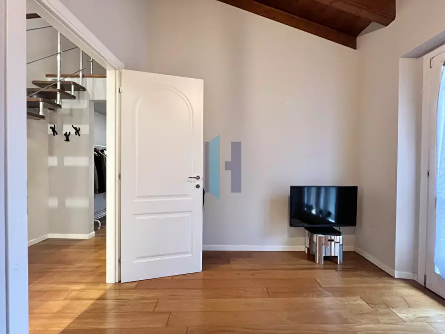 Immagine 12 di Appartamento in vendita  in Via Campiani a Brescia