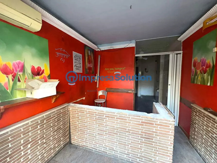 Immagine 9 di Negozio in affitto  in Via Lepanto a Napoli