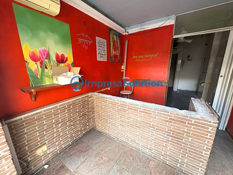 Immagine 12 di Negozio in affitto  in Via Lepanto a Napoli