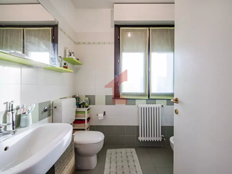 Immagine 13 di Appartamento in vendita  in Via Salvo D'Acquisto a Fontevivo