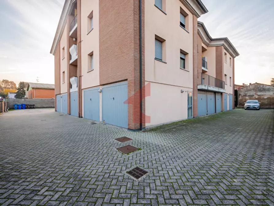 Immagine 39 di Appartamento in vendita  in Via Salvo D'Acquisto a Fontevivo