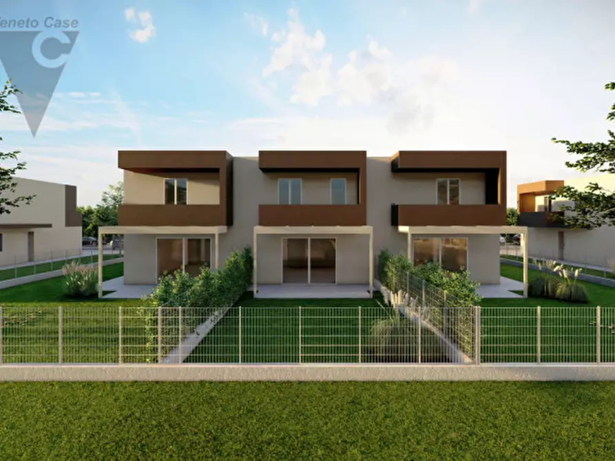 Immagine 2 di Casa trifamiliare in vendita  a Legnaro