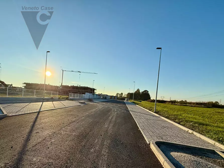 Immagine 7 di Casa trifamiliare in vendita  a Legnaro