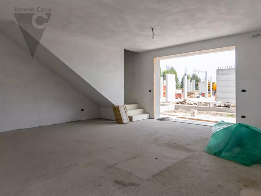 Immagine 15 di Casa trifamiliare in vendita  a Legnaro