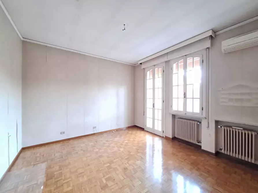 Immagine 32 di Villa in vendita  in Via Gino Piva a Rovigo