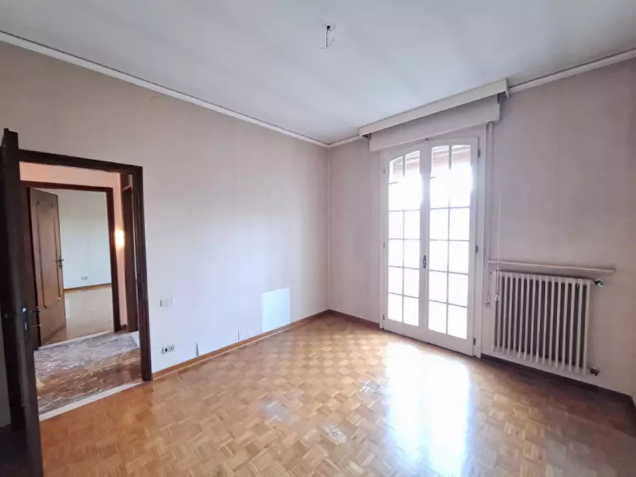 Immagine 35 di Villa in vendita  in Via Gino Piva a Rovigo