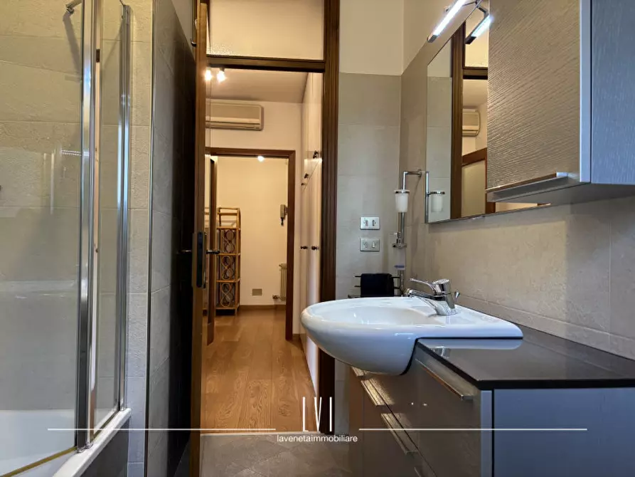 Immagine 11 di Appartamento in vendita  a San Donà Di Piave