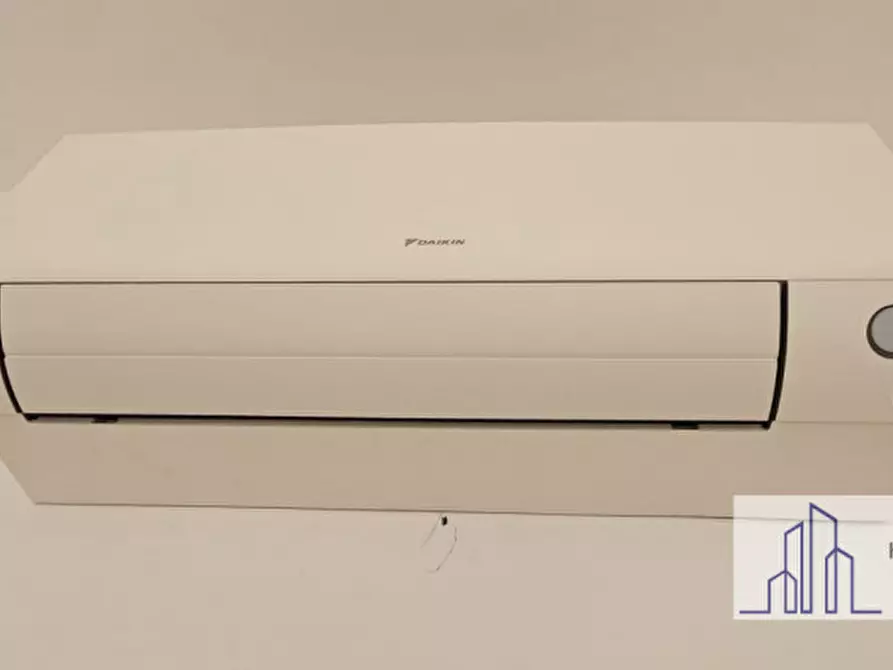 Immagine 49 di Casa trifamiliare in vendita  in VIA PALLOTTA 11 a Rimini