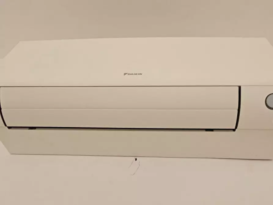 Immagine 55 di Casa trifamiliare in vendita  in VIA PALLOTTA 11 a Rimini