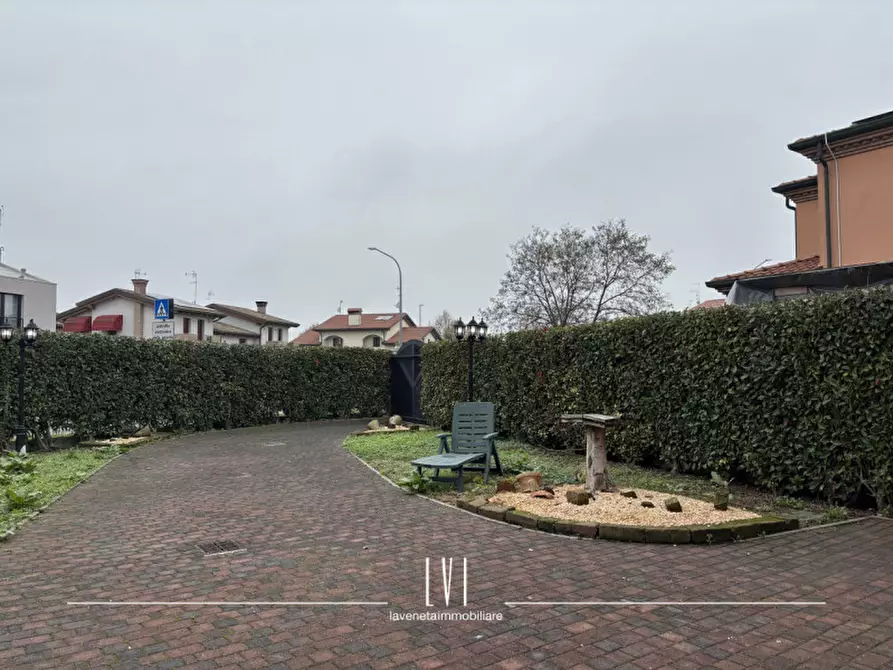 Immagine 9 di Appartamento in vendita  a San Donà Di Piave