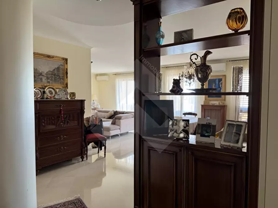 Immagine 2 di Appartamento in vendita  a Andria