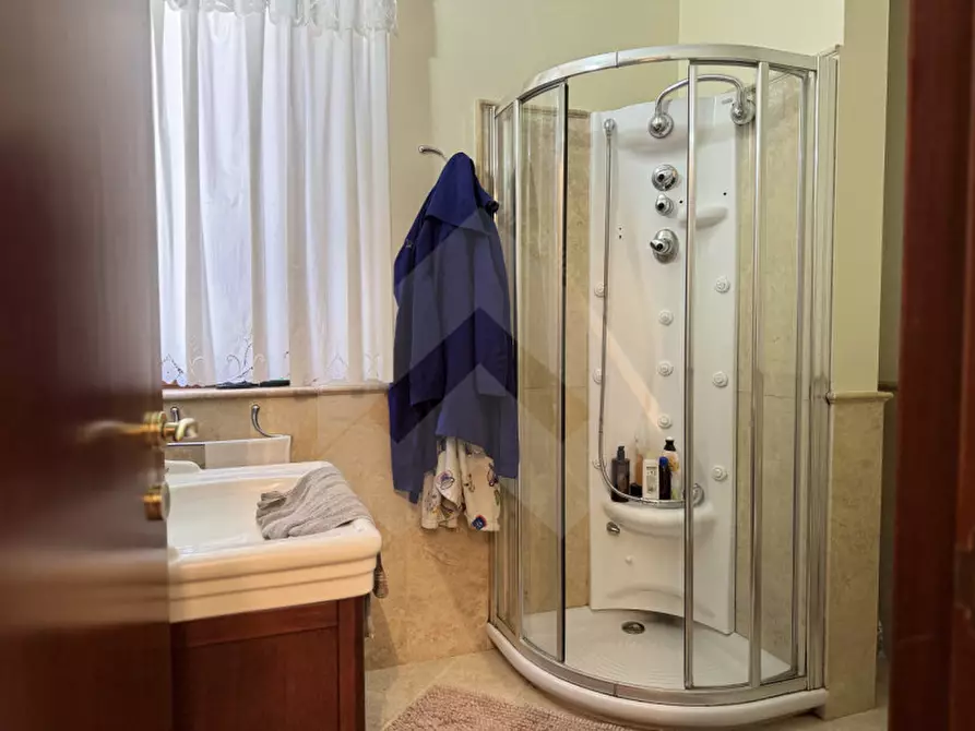 Immagine 14 di Appartamento in vendita  a Andria