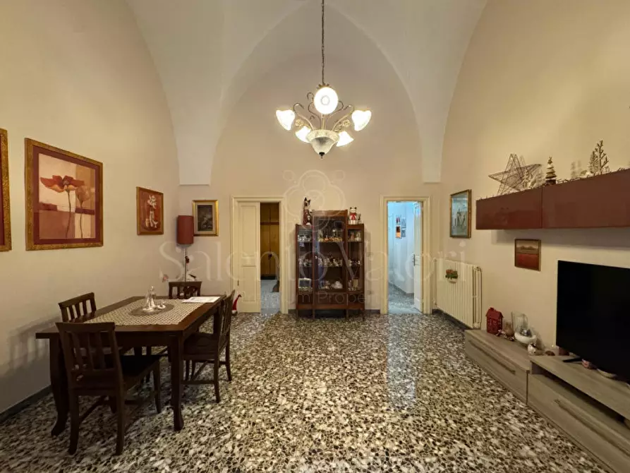 Immagine 2 di Casa bifamiliare in vendita  a Parabita