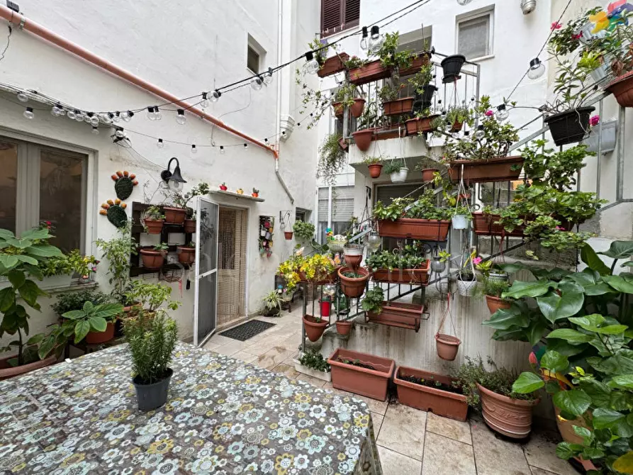 Immagine 28 di Casa bifamiliare in vendita  a Parabita