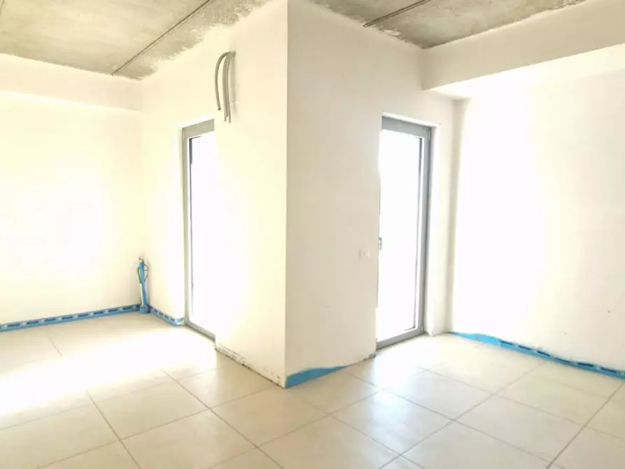 Immagine 4 di Ufficio in vendita  in Piazza J.F. Kennedy, 67051 Avezzano AQ, Italia a Avezzano