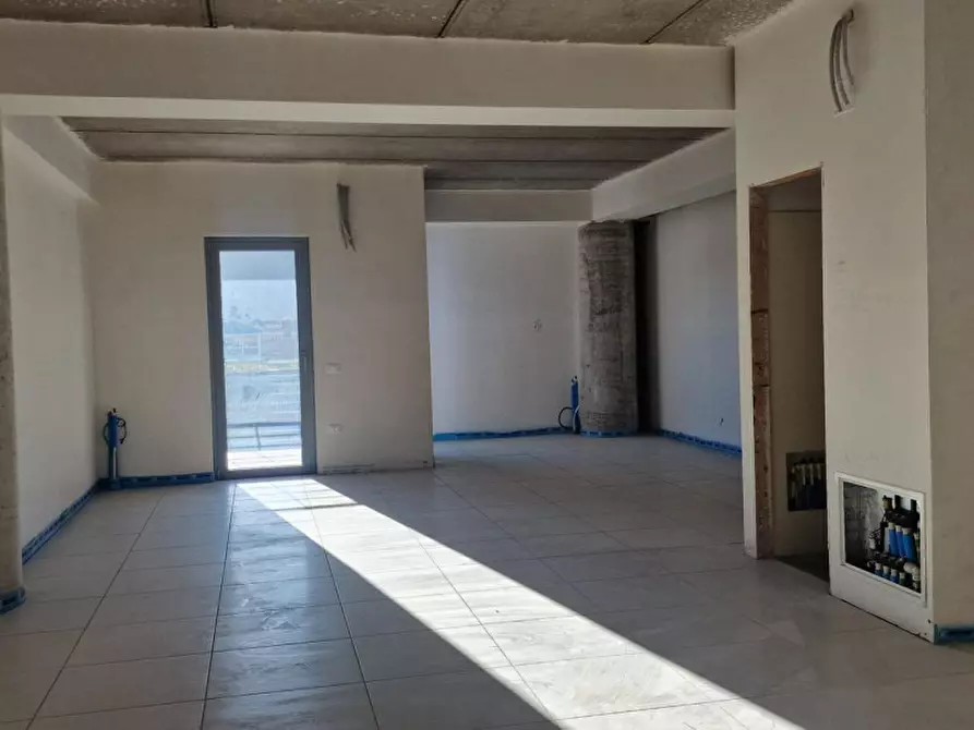 Immagine 8 di Ufficio in vendita  in Piazza J.F. Kennedy, 67051 Avezzano AQ, Italia a Avezzano