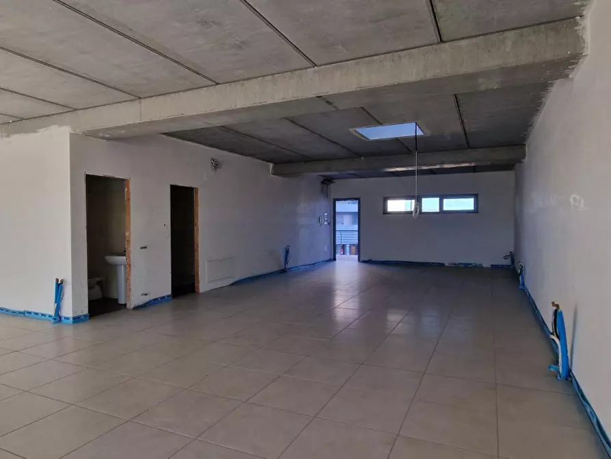 Immagine 5 di Ufficio in vendita  in Piazza J.F. Kennedy, 67051 Avezzano AQ, Italia a Avezzano