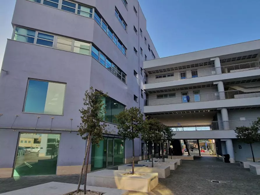 Immagine 17 di Negozio in vendita  in Piazza J.F. Kennedy, 67051 Avezzano AQ, Italia a Avezzano