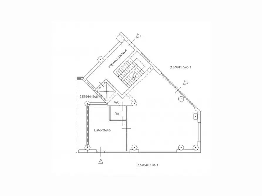 Immagine 22 di Negozio in vendita  in Piazza J.F. Kennedy, 67051 Avezzano AQ, Italia a Avezzano