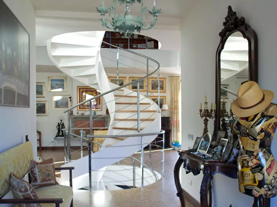 Immagine 6 di Villa in vendita  in Via Ragone, 56, 48125 Ragone RA, Italia a Ravenna